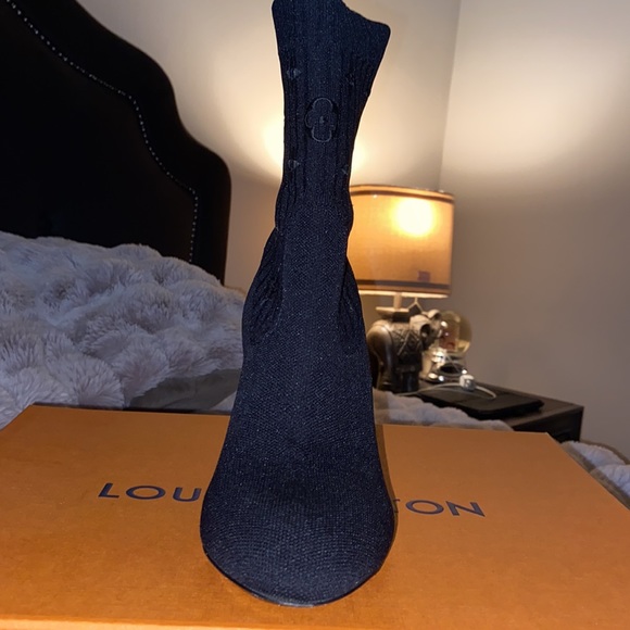Louis Vuitton silhouette bootie - Picture 2 of 3